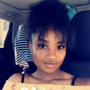 Meet your Posher, Tamara